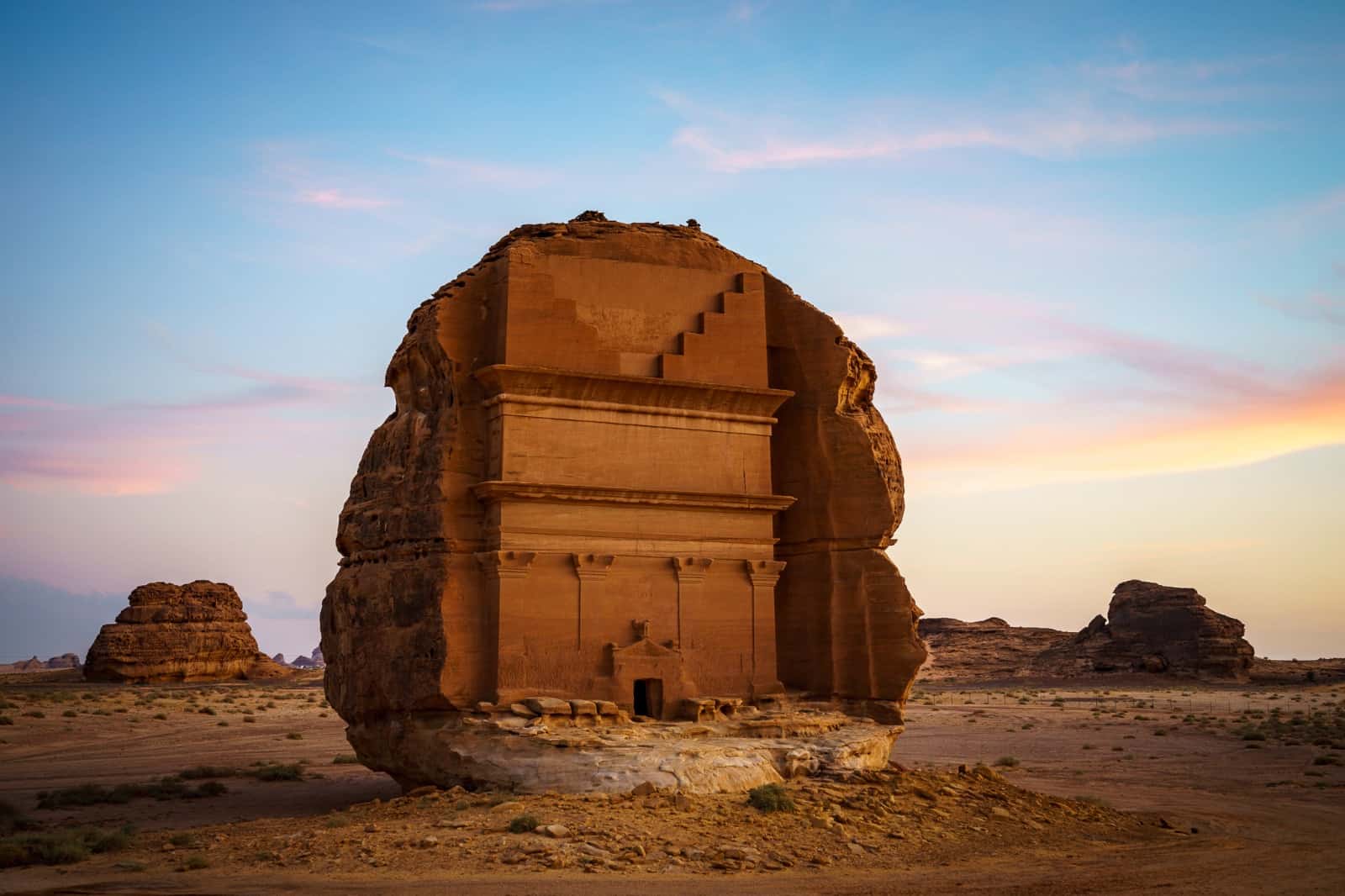 يعيد مهرجان الممالك القديمة السنوي إحياء أساطير وتراث واحات العلا التراثية