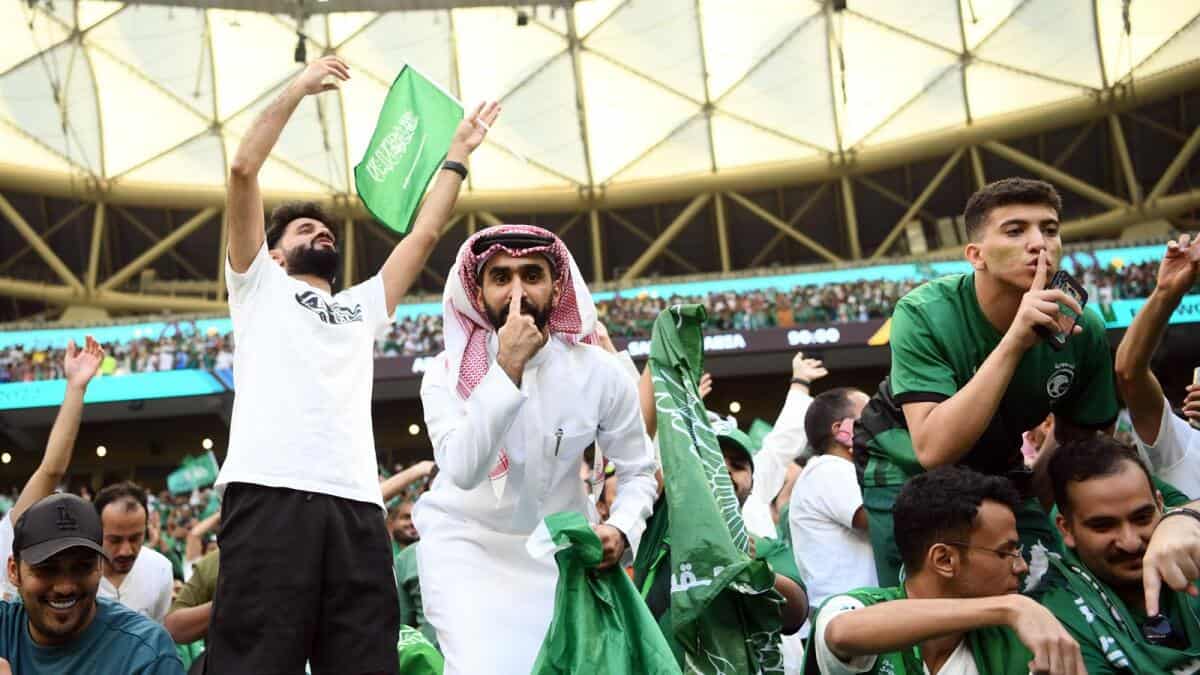 دعم عربي مُطلق لاستضافة المملكة مونديال 2034: «الأكثر كفاءة»