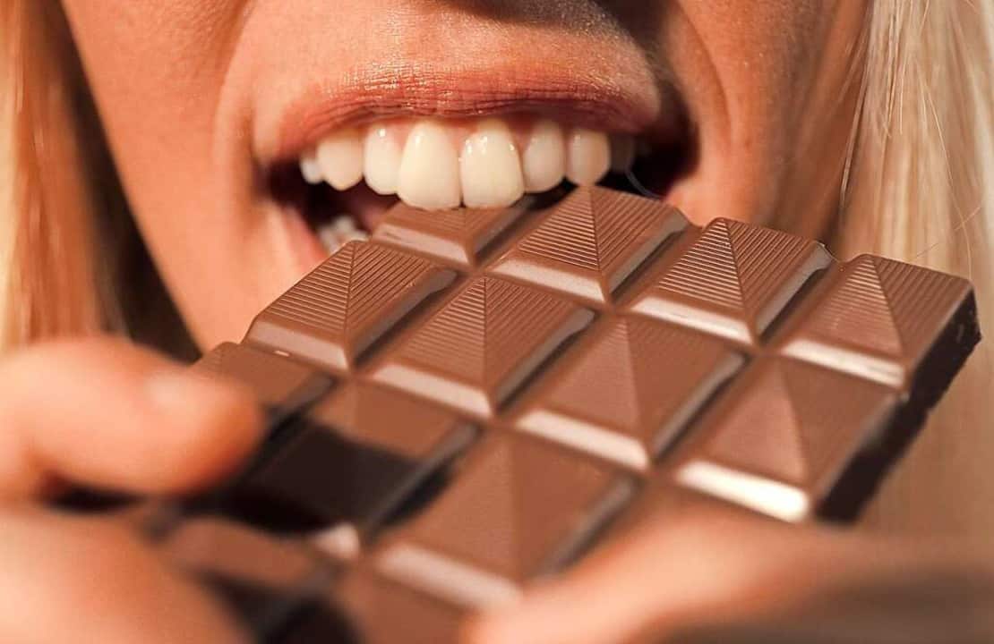 من المفيد أيضا تناول الأغذية المحتوية على هرمون "التربتوفان"