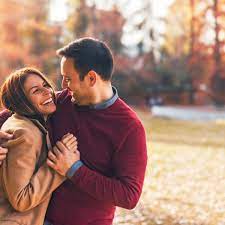 علامات الحب عند الرجل