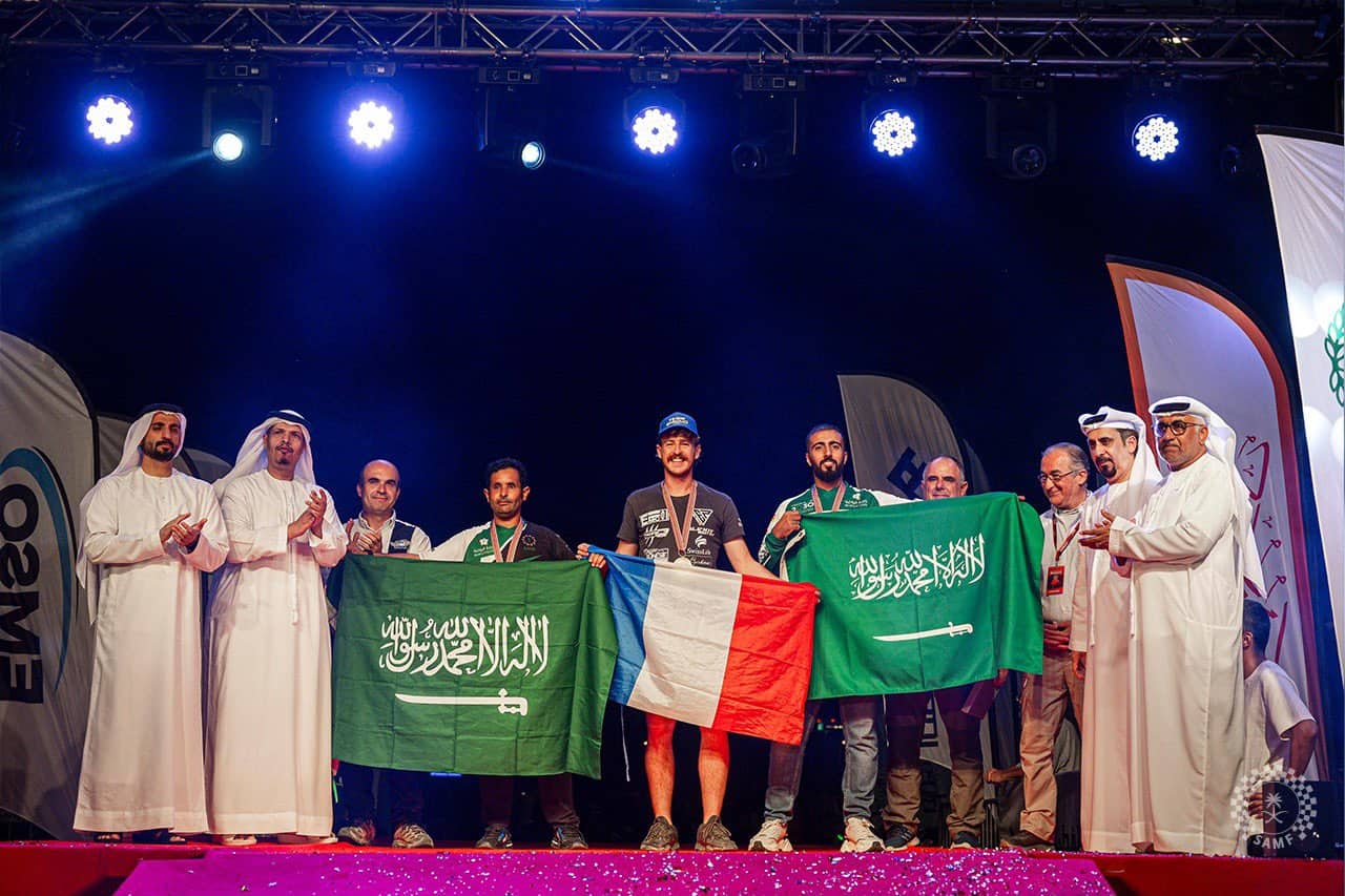 جانب من مشاركة السعودية في بطولة السيارات والدراجات النارية