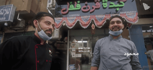 لم يشعروا بالغربة.. يوميات المصريين بين الشاي والمشلتت في أحياء الرياض