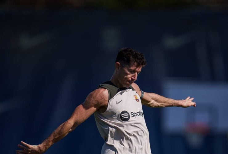 ليفاندوفسكي لاعب برشلونة