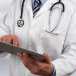 معهد القلب بمصر لـ «الجوهرة»: عرض يستوجب الذهاب إلى الطبيب فورًا