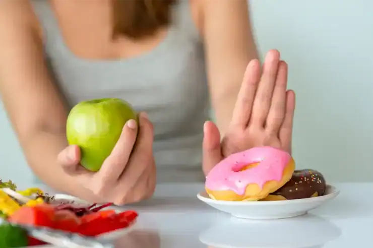 الامتناع عن السكر نهائيا .. مفيد للصحة أم مضر؟