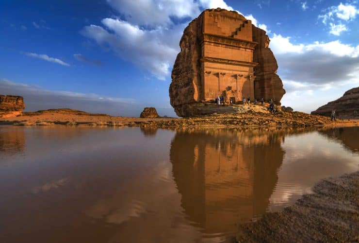 القصر الفريد تحفة معمارية في العلا .. فما سبب تسميته بمقبرة لحيان بن كوزا؟
