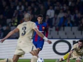 برشلونة