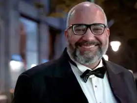 فنانون سعوديين يرحبون بـ"بيومي فؤاد".. والأخير يكشف مفاجأة جديدة