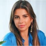 سارة مراد تعلن خطبتها .. إطلالة أنثوية جذابة (صور)