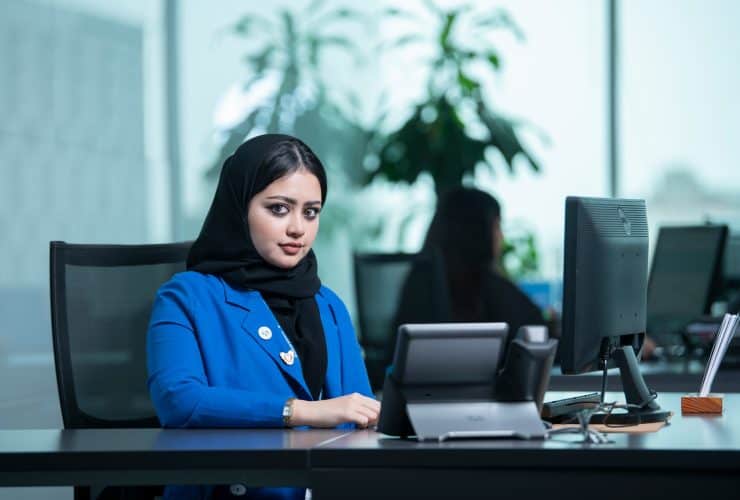 ما هي خدمات برنامج تمكين؟ .. وهذه أهم أهدافه