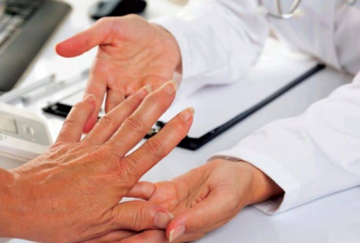 هل يزداد مرض الروماتيزم في الشتاء؟