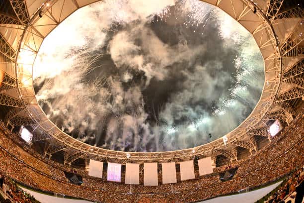 ملعب الجوهرة المشعة