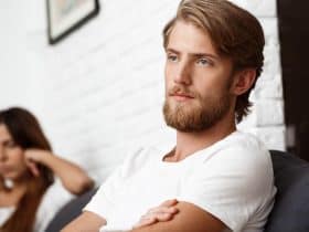 ما هي تصرفات الرجل التي تدل عن رغبته بالإبتعاد؟