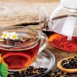 ما هي أهمية شرب الشاي بدون السكر؟.. «استشاري» يوضح