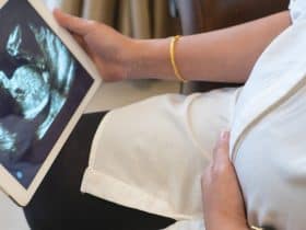 ما هي الوسائل التي تكشف التشوهات والإعاقات في الحمل؟