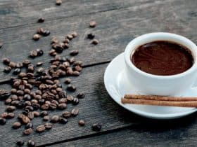 ما هي درجة حرارة القهوة الأنسب لتناولها؟.. «استشاري» يوضح
