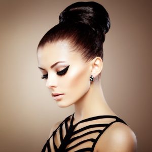 6 تسريحات شعر مرفوعة معتمدة من خبراء للشعر الطويل
