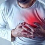 هل الجلطة القلبية ممكن تأتي على شكل الآم في المعدة؟