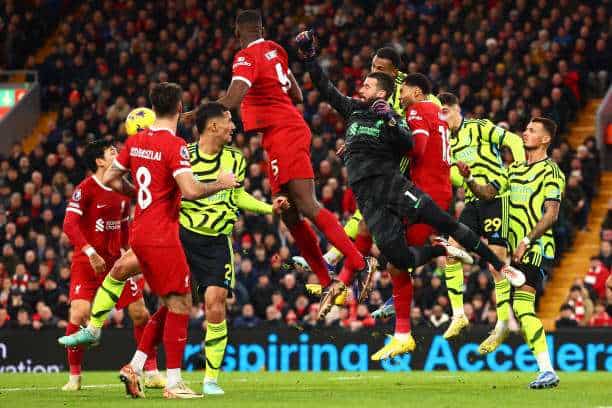 ليفربول ضد أرسنال