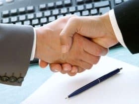 ما هو الإجراء القانوني في حالة تأخر المستحقات بعد الاستقالة؟.. &laquo;الموارد البشرية&raquo; توضح