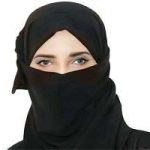 الشاعرة السعودية سكينة الشريف