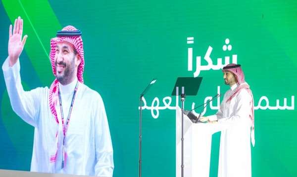 الأمير عبدالعزيز بن تركي الفيصل وزير الرياضة