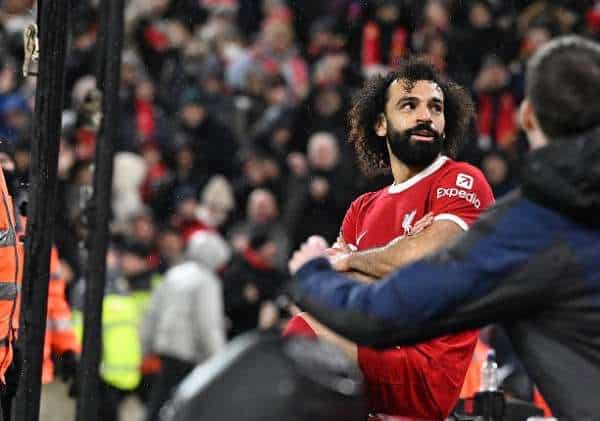 محمد صلاح أمام