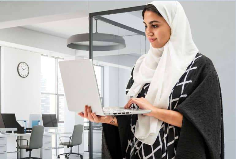 تمكين المرأة السعودية