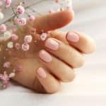 موضة الأظافر القصيرة