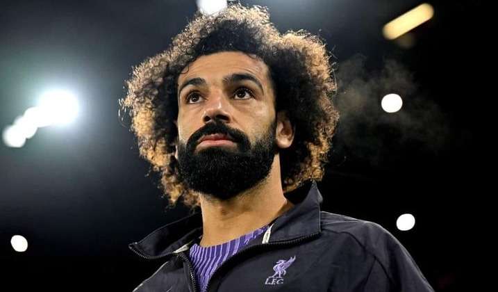 محمد صلاح قائد منتخب مصر ومهاجم ليفربول الإنجليزي
