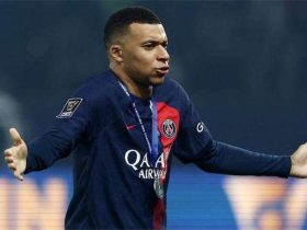 كيليان مبابي لاعب باريس سان جيرمان الفرنسي