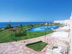 الهروب إلى ينبع