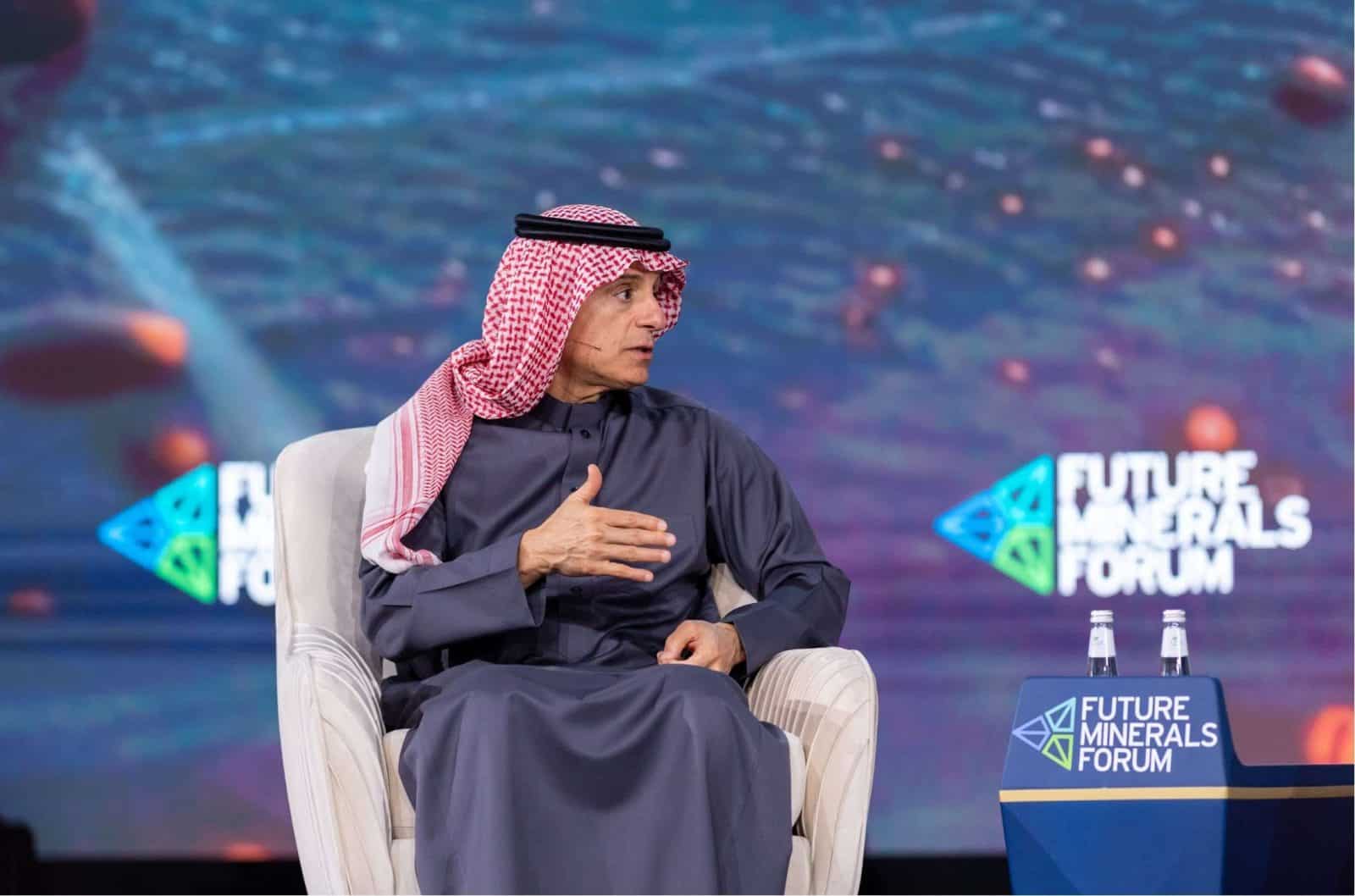 &laquo;عادل الجبير&raquo;: السعودية لعبت دورا مهما في الاستقرار العالمي والتوسط في النزاعات (فيديو)