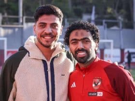محمد شريف يزور ناديه السابق الأهلي المصري
