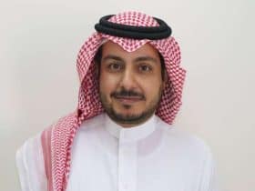 شتيوي الغيثي صاحب رواية دموع الرمل