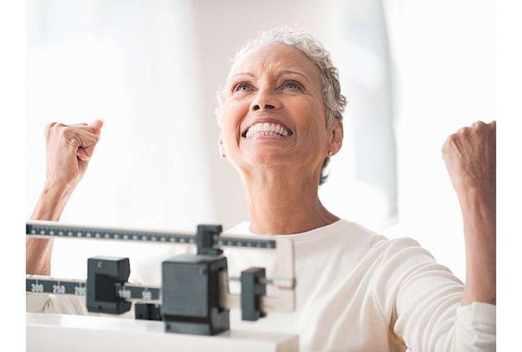 لماذا تبدأ السمنة بعد سن الأربعين بالتسارع؟.. ونصائح للتخلص من الوزن الزائد