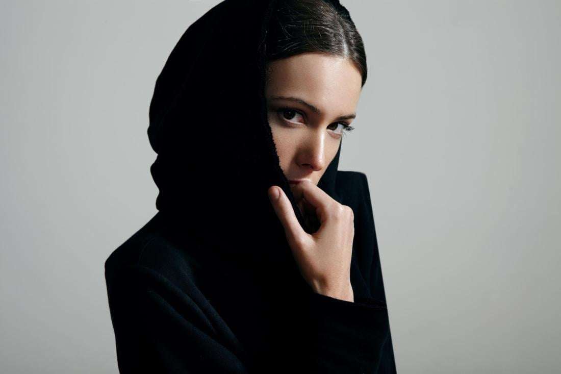 طرق طبيعية للعناية بشعر المرأة المحجبة