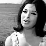 الفنانة نجاة