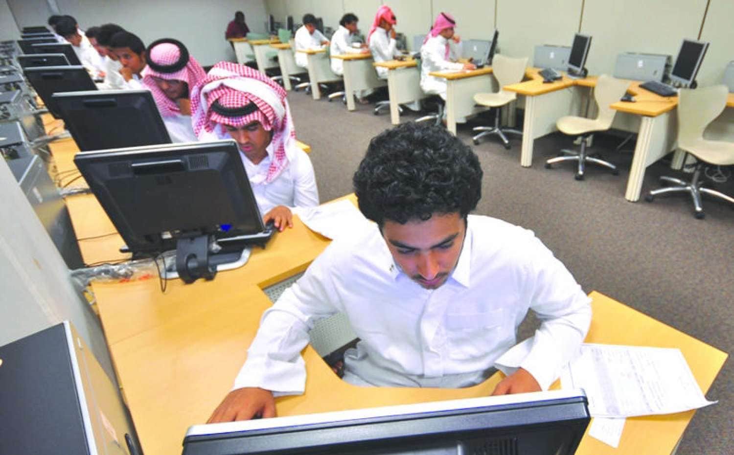 التعلم طوال الحياة.. سر الصحة والسعادة - أرشيفية