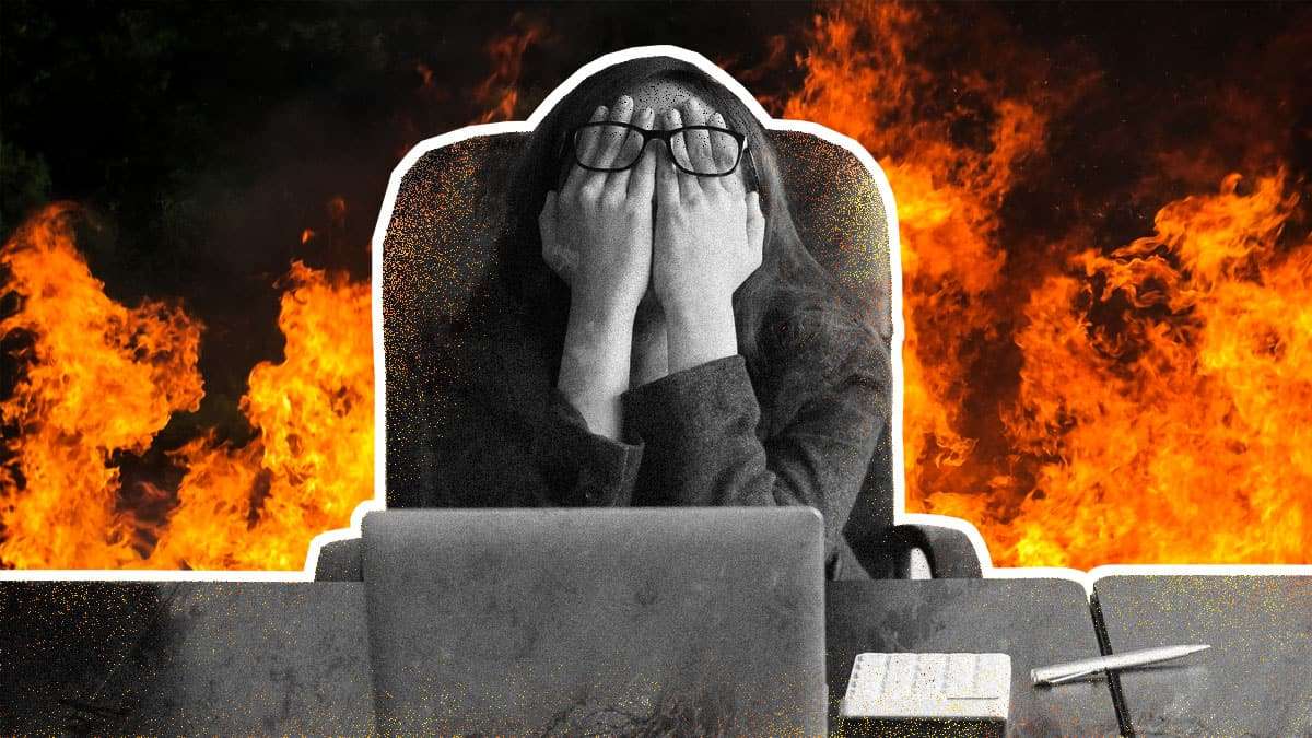 فيديو| مخاطر الاحتراق الوظيفي.. يؤدي للاكتئاب وعدم الرغبة في الحياة
