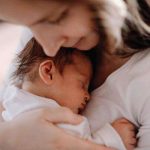 عوامل يمكن أن تزيد من خطر إنجاب طفل بعيوب خلقية