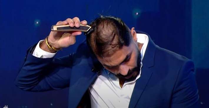مشاهير حلقوا شعرهم