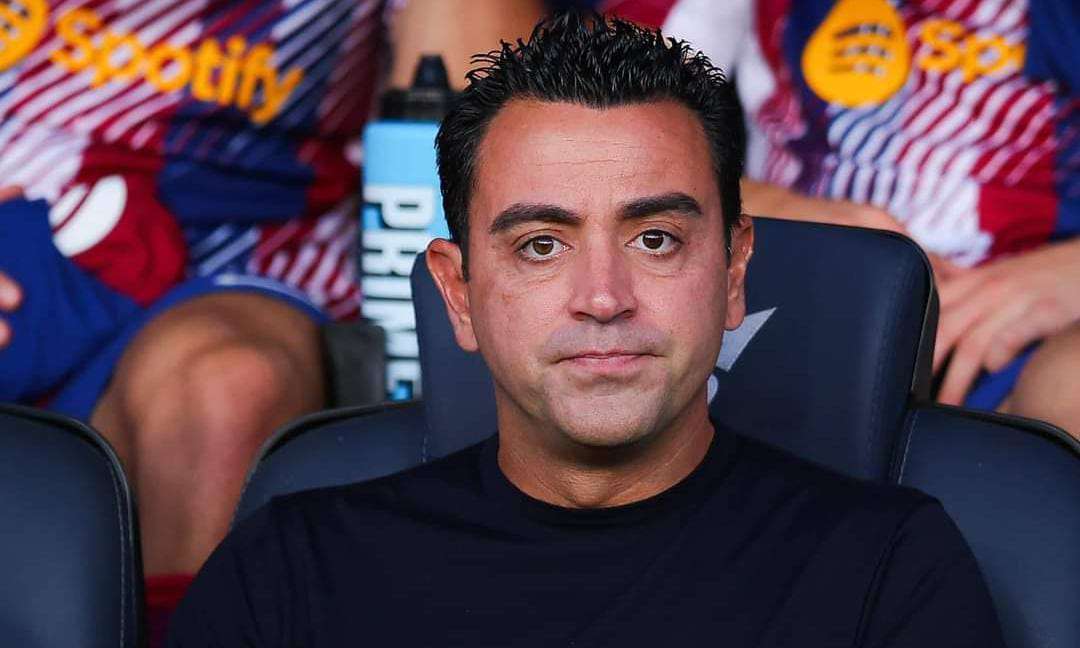 تشافي هيرنانديز المدير الفني لنادي برشلونة الإسباني