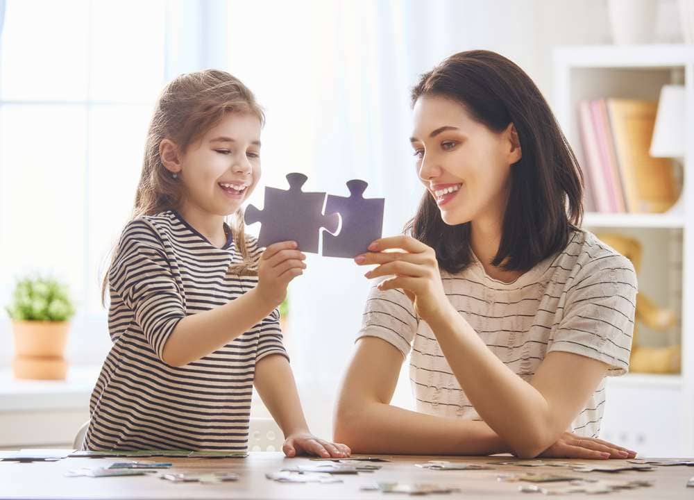 اللعب مع الأطفال مفيد للبالغين لهذا السبب