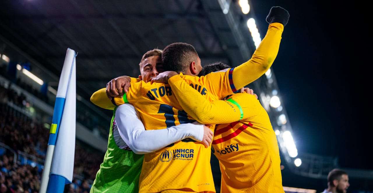 جانب من مباراة برشلونة ضد ألافيس