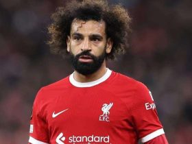 محمد صلاح قائد منتخب مصر ومهاجم ليفربول الإنجليزي
