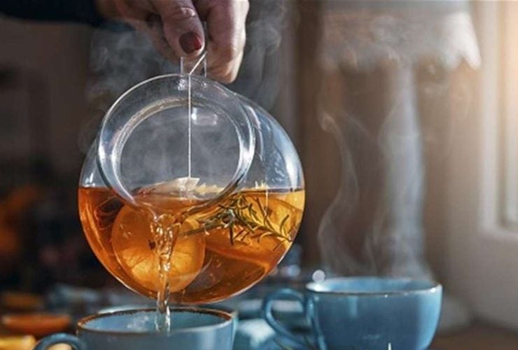 ما العلاقة بين شرب الشاي و إبطاء الشيخوخة؟