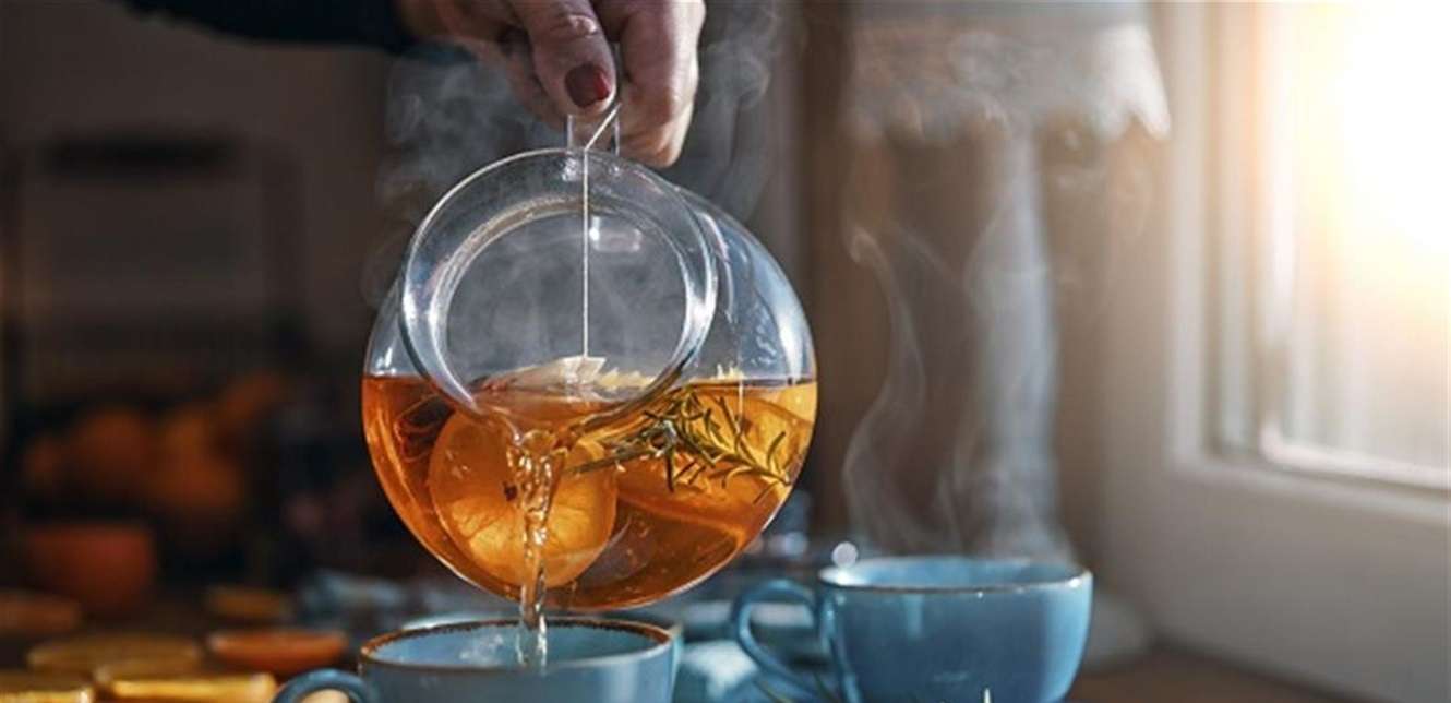 ما العلاقة بين شرب الشاي و إبطاء الشيخوخة؟