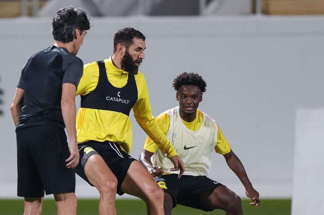 كريم بنزيما يعود لتدريبات الاتحاد الجماعية
