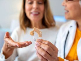 كيفية الحفاظ على سماعة الأذن الطبية